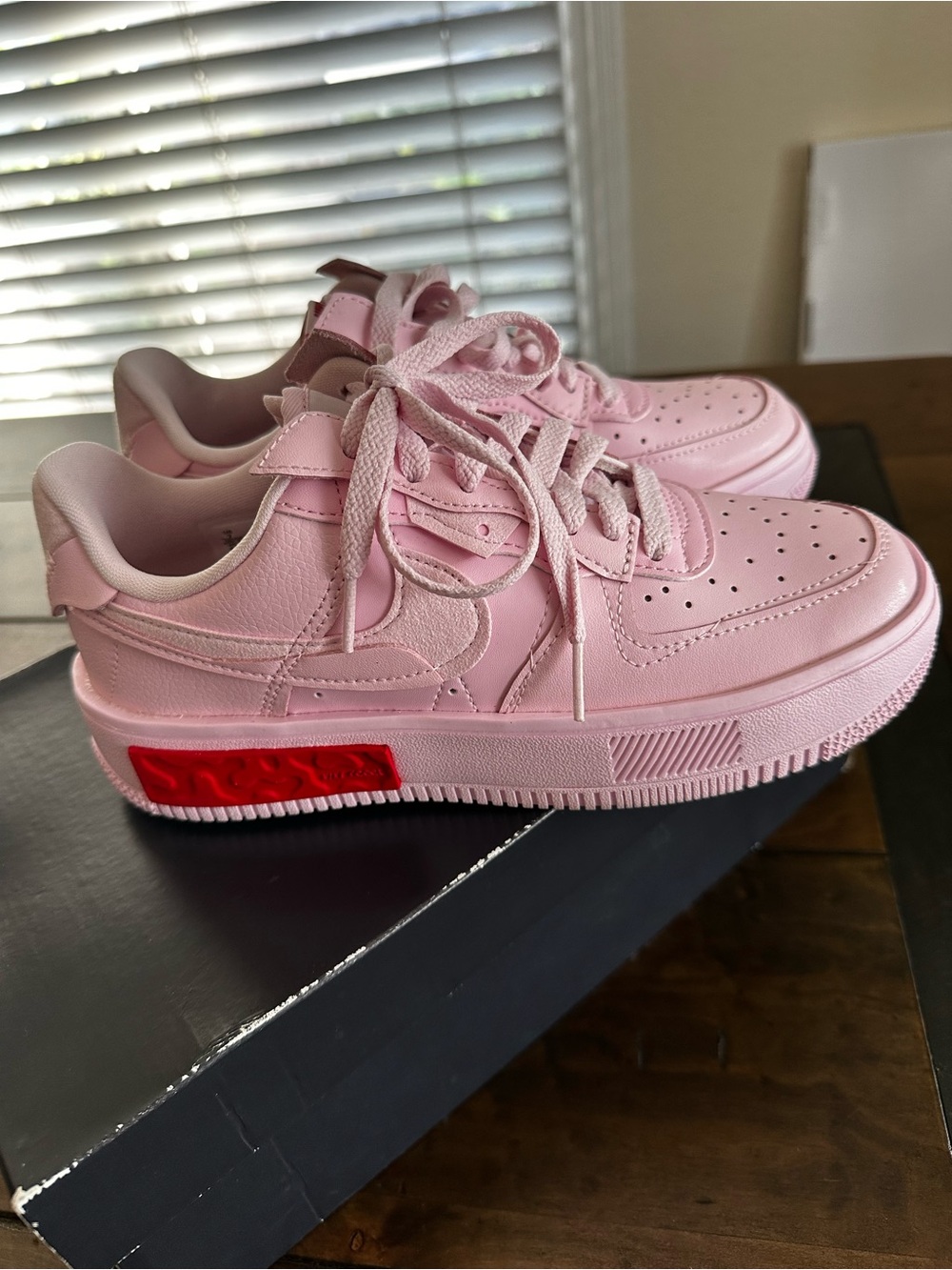 Nike Women’s Air Force 1 Fontanka